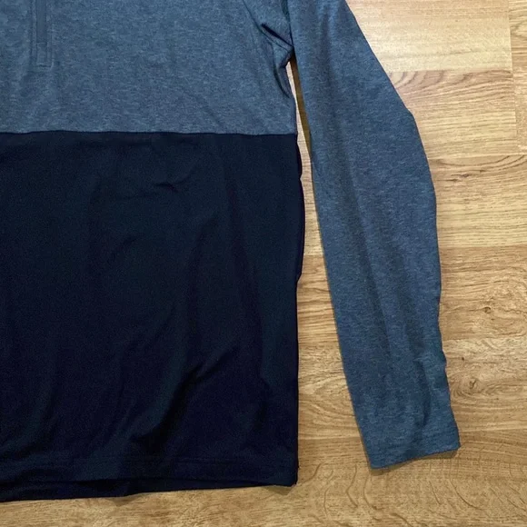 Gaiam | Men’s hooded 1/4 Zip - Picture 2 of 4